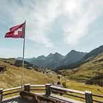 Alpenblick Bergrestaurant & *