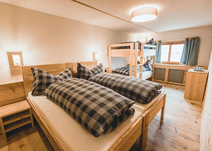 Alpenblick Bergrestaurant & Hotel *